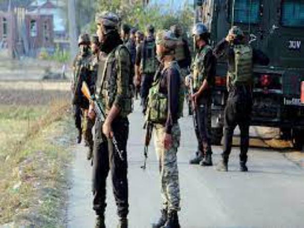 सेना ने श्रीनगर से 3 आतंकियों को किया गिरफ्तार, हथियार-गोला बारूद बरामद