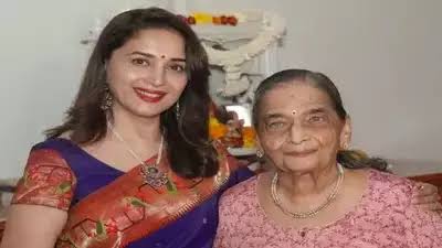 अभिनेत्री माधुरी दीक्षित नेने की मां स्नेहलता का निधन, अंतिम संस्कार आज मुंबई में