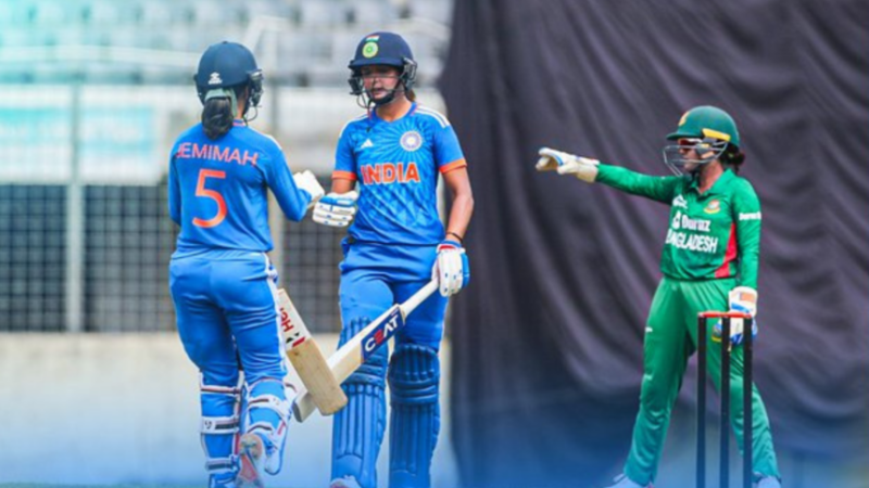 पहली बार किसी वनडे में बांग्लादेश से हारी भारतीय महिलाएं, ढाका में 40 रन से मिली शर्मनाक हार