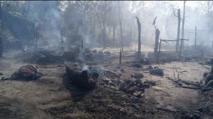 हरिद्वार में खाना बनाते समय लगी आग से 36 झोपड़ियां राख,अग्निकांड में जनहानि नहीं