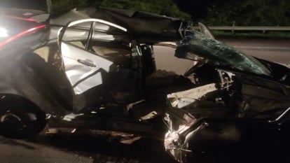 यमुना एक्सप्रेस वे पर पुलिस की कार को ट्रक ने रौंदा, चालक की मौत, सीओ की हालत गंभीर