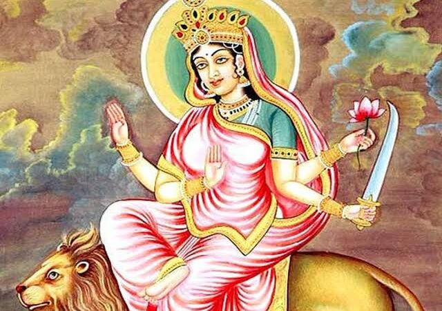 नवरात्रि का छठा, मां कात्यायनी को समर्पित, जानिए पूजा विधि, मंत्र और प्रिय भोग